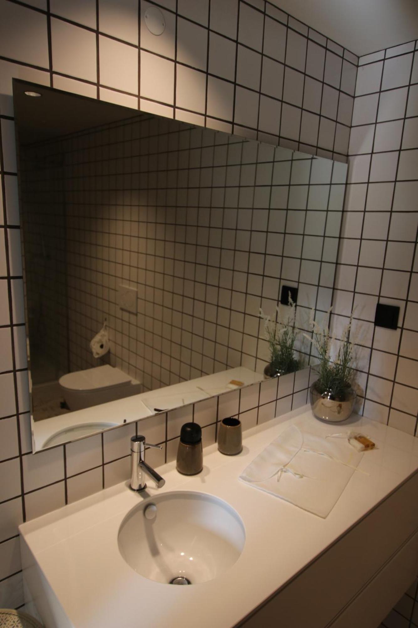 Historic Hideaway Apartment *